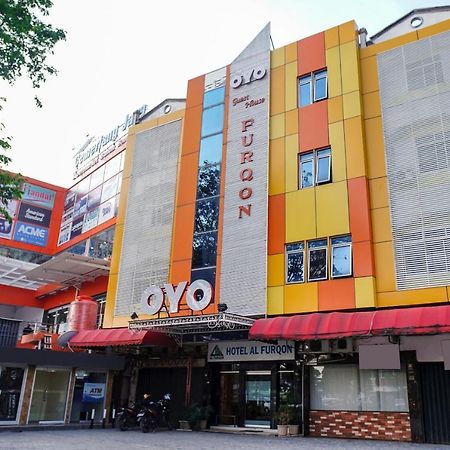 Capital O 142 Hotel Al Furqon Syariah Palembang Dış mekan fotoğraf