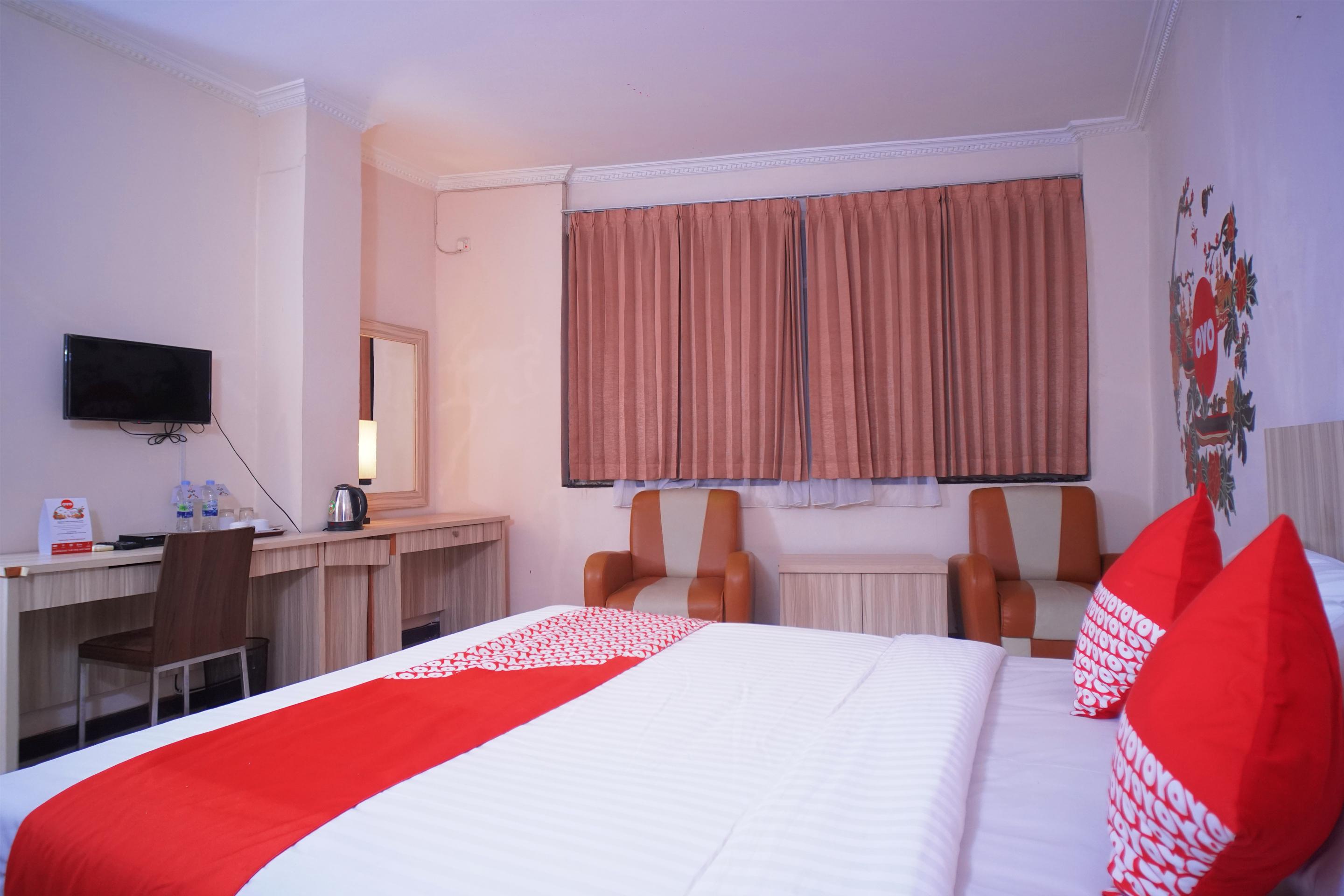 Capital O 142 Hotel Al Furqon Syariah Palembang Dış mekan fotoğraf