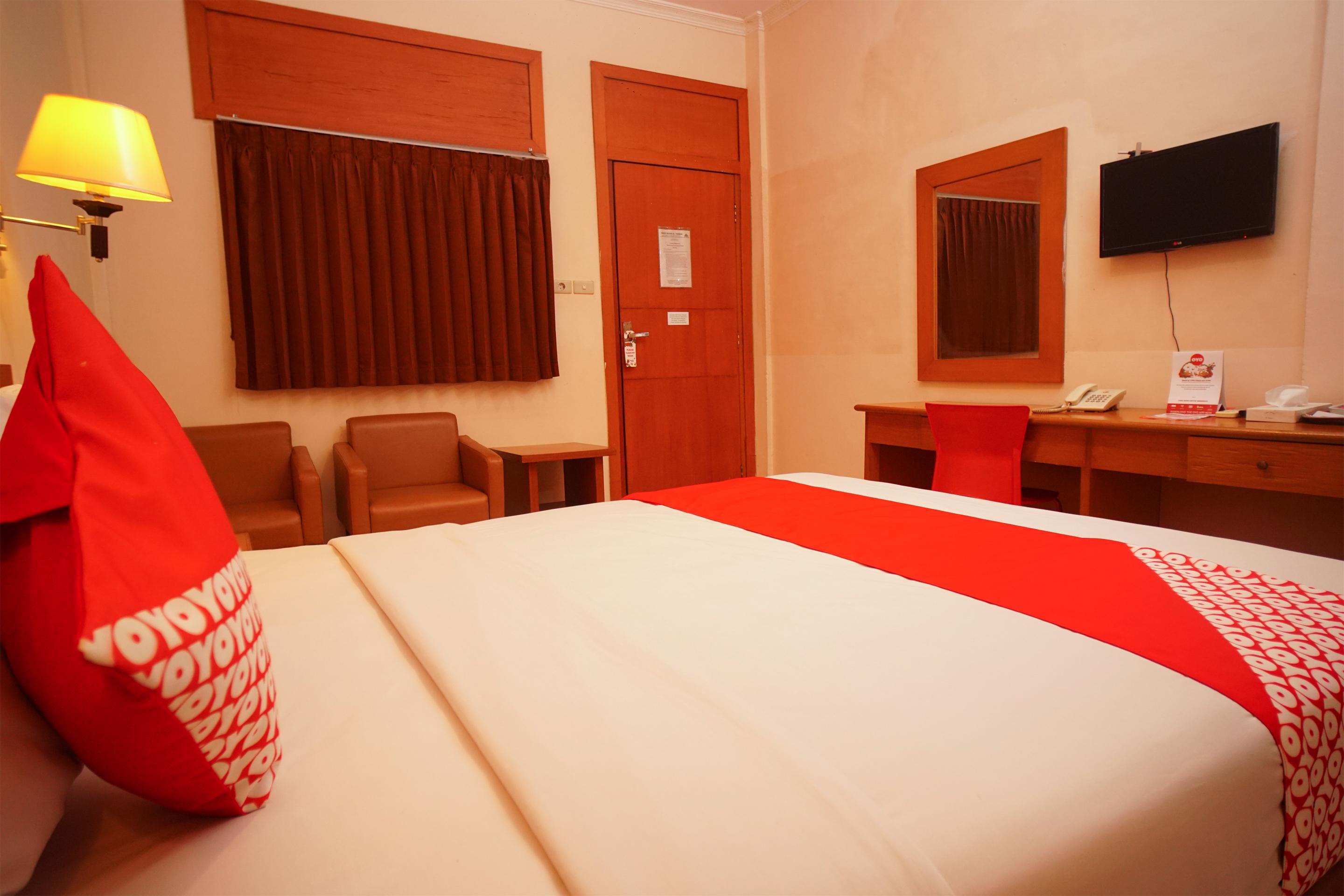 Capital O 142 Hotel Al Furqon Syariah Palembang Dış mekan fotoğraf