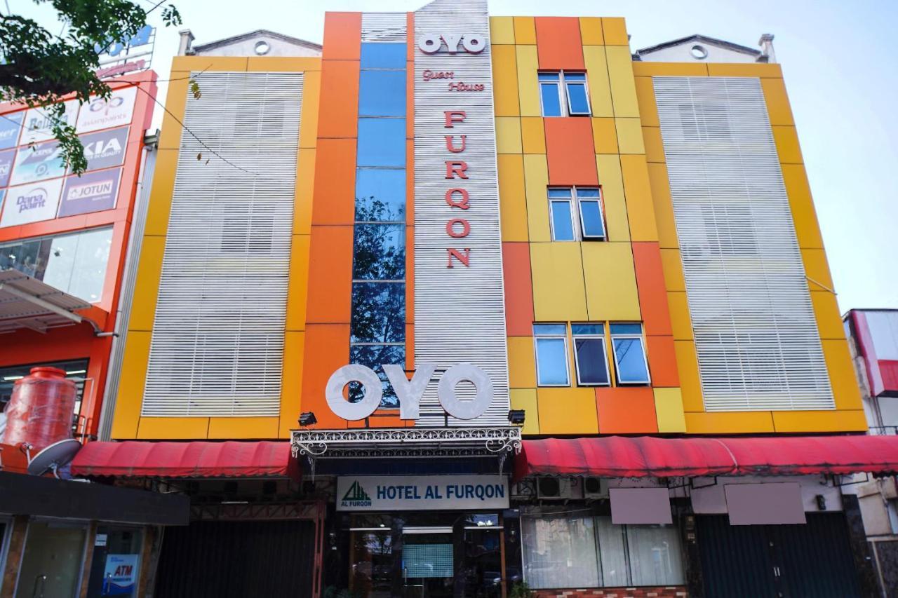 Capital O 142 Hotel Al Furqon Syariah Palembang Dış mekan fotoğraf