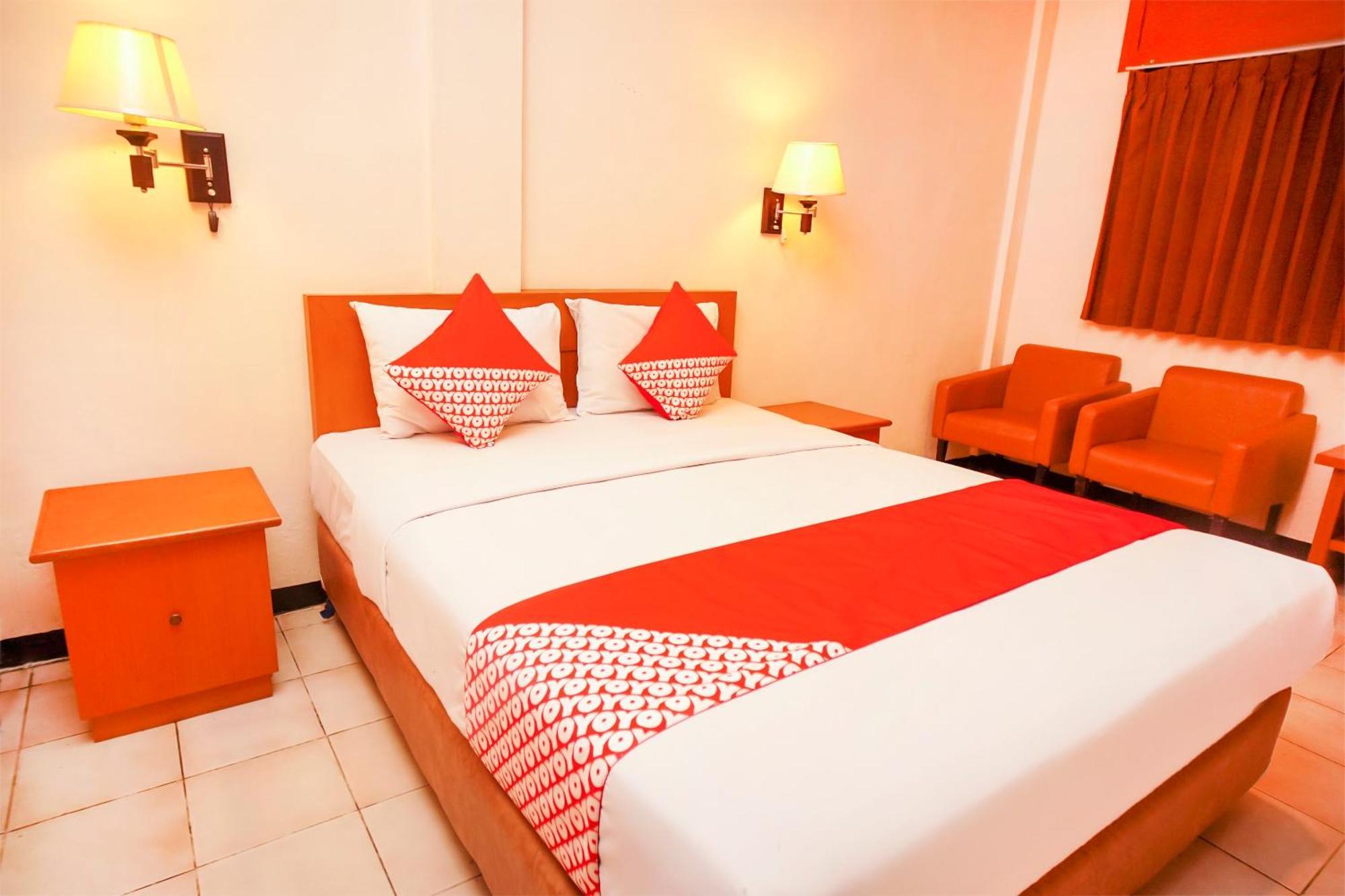 Capital O 142 Hotel Al Furqon Syariah Palembang Dış mekan fotoğraf
