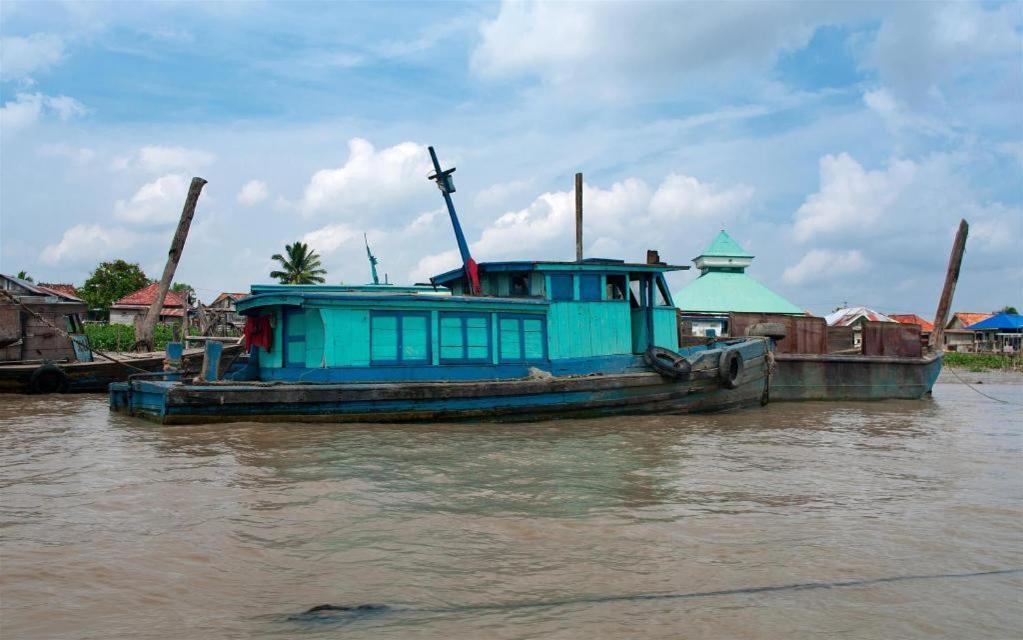 Capital O 142 Hotel Al Furqon Syariah Palembang Dış mekan fotoğraf